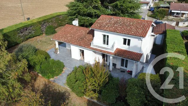 maison — ANJOU