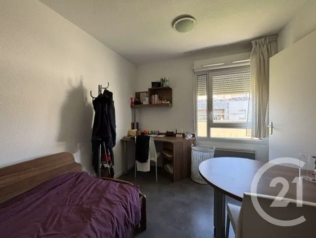 Appartement F1 — LYON — photo 3
