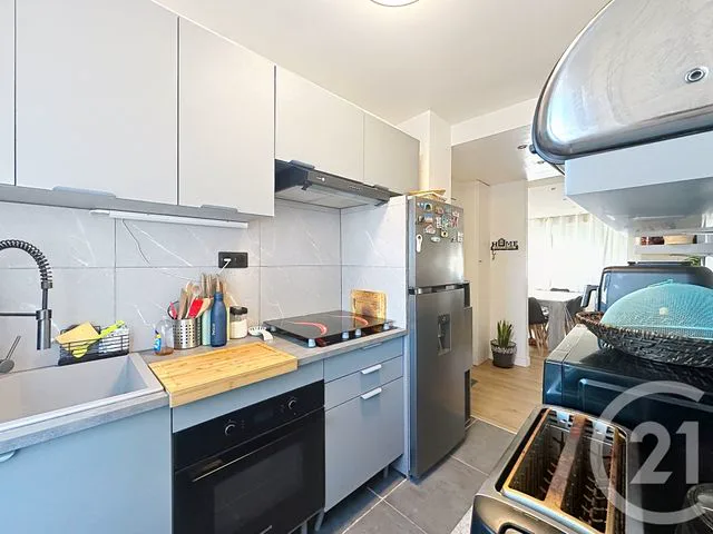 Appartement F3 — FEYZIN — photo 5