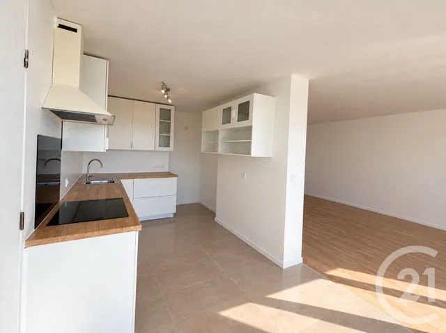 Appartement T4 — BRON — photo 3