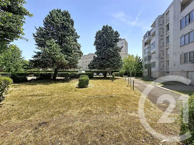 Appartement T5 — VIENNE